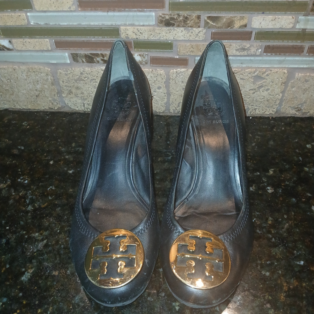 Tory Burch Black Leather Pumps with Gold Accents